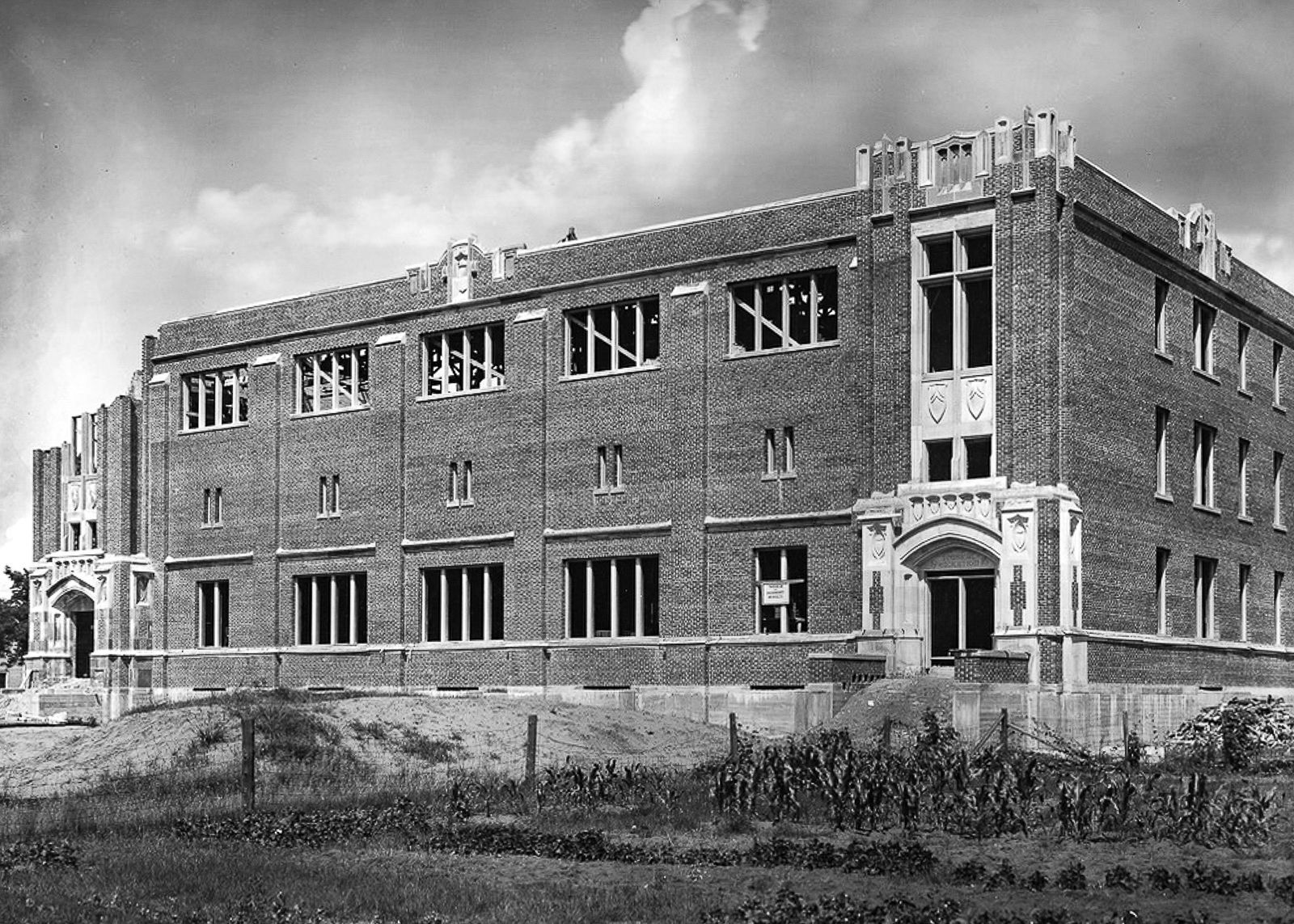 UWL Collection, La Crosse State Normal School, 1918